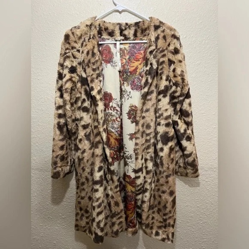 Anthropologie Uncle Frank Leopard Print Faux Fur Coat size S - Floral Lining